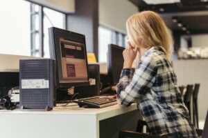 Leia mais sobre o artigo 6 computadores baratos para escritório e home office, compare