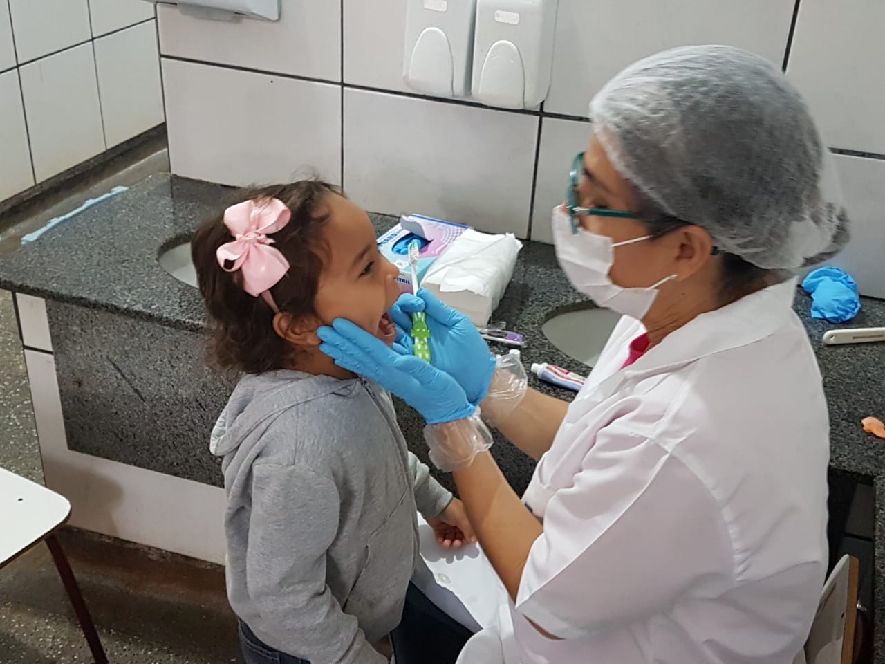 Você está visualizando atualmente Campo Grande leva atendimentos odontológicos a escolas públicas