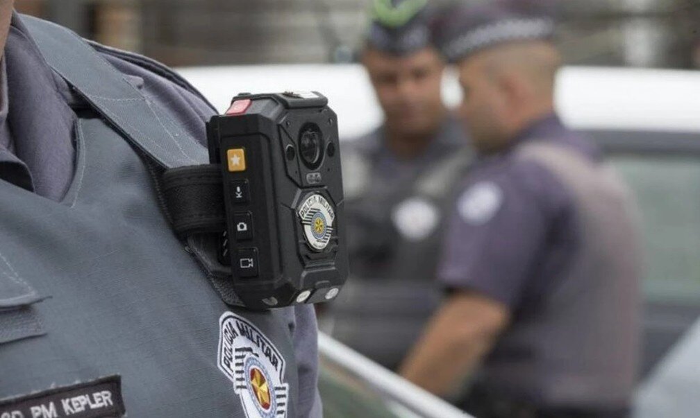 Você está visualizando atualmente Ministério da Justiça regulamenta câmeras corporais em policiais