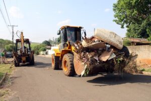 Leia mais sobre o artigo Naviraí iniciará mutirão de limpeza na região do Vila Nova