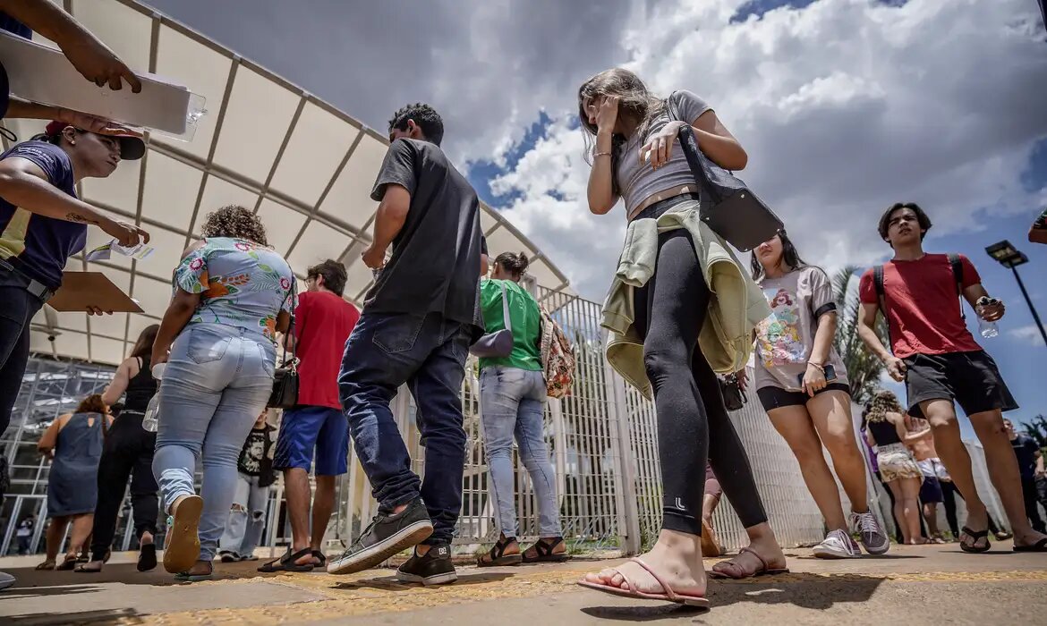 Você está visualizando atualmente JUNHO INSCRIÇÕES: Provas do Enem 2024 serão em 3 e 10 de novembro