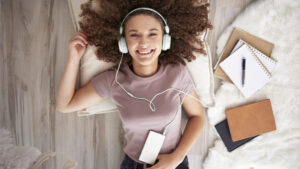 Leia mais sobre o artigo Veja 5 apps alternativos (e baratos) para ouvir audiobooks