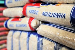 Leia mais sobre o artigo Conab compra 263 mil toneladas de arroz importado