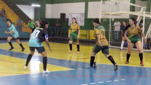 Leia mais sobre o artigo Naviraí abre a Copa Cidade de Futsal Adulto Masculino e Feminino