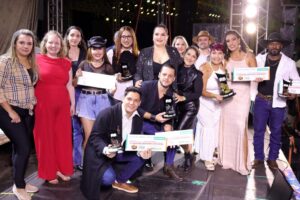 Leia mais sobre o artigo Naviraí premia os vencedores dos Festivais de Música Popular