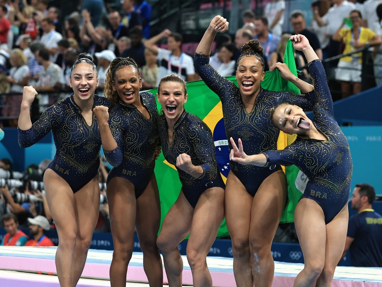 Você está visualizando atualmente Brasil ganha medalha de bronze na ginástica artística feminina