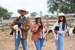 Leia mais sobre o artigo SENAR-MS: Família transforma fazenda de bovinos em potência de ovinocultura