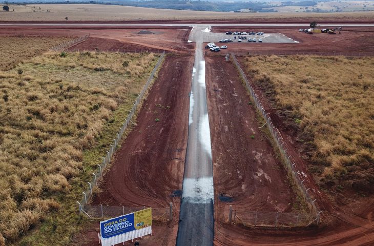 Você está visualizando atualmente CELULOSE: Investimentos em infraestrutura aérea colocam Camapuã na rota