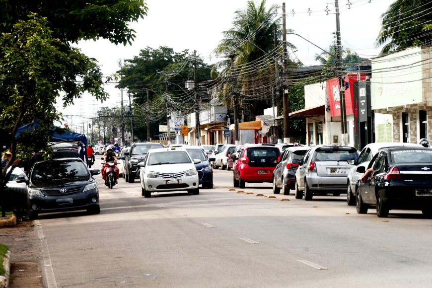 Você está visualizando atualmente NAVIRAÍ: Veículos com final de placa 4 e 5 devem quitar o licenciamento