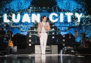 Leia mais sobre o artigo VAI FERVER: Show City 2.0 de Luan Santana em Campo Grande neste fim de semana