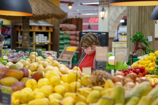 Você está visualizando atualmente Preço da cesta básica chega a R$ 714 em Campo Grande