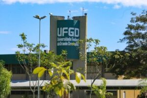 Leia mais sobre o artigo Vestibular UFGD 2025 encerra as inscrições na sexta-feira