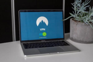 Leia mais sobre o artigo VPN: Assunto ganhou o noticiário, saiba como o serviço te protege