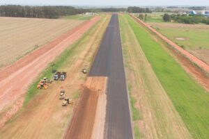 Leia mais sobre o artigo Aeroporto de Naviraí passa por mais obras de restauração