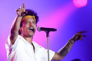 Leia mais sobre o artigo Bruno Mars se despede de São Paulo após movimentar mais de R$100 mi no turismo paulistano