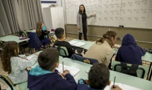 Leia mais sobre o artigo PÉ-DE-MEIA: Pagamento a estudantes já começou