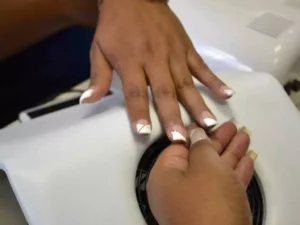 Leia mais sobre o artigo Sejuv abre inscrições para cursos de manicure, logística e marketing