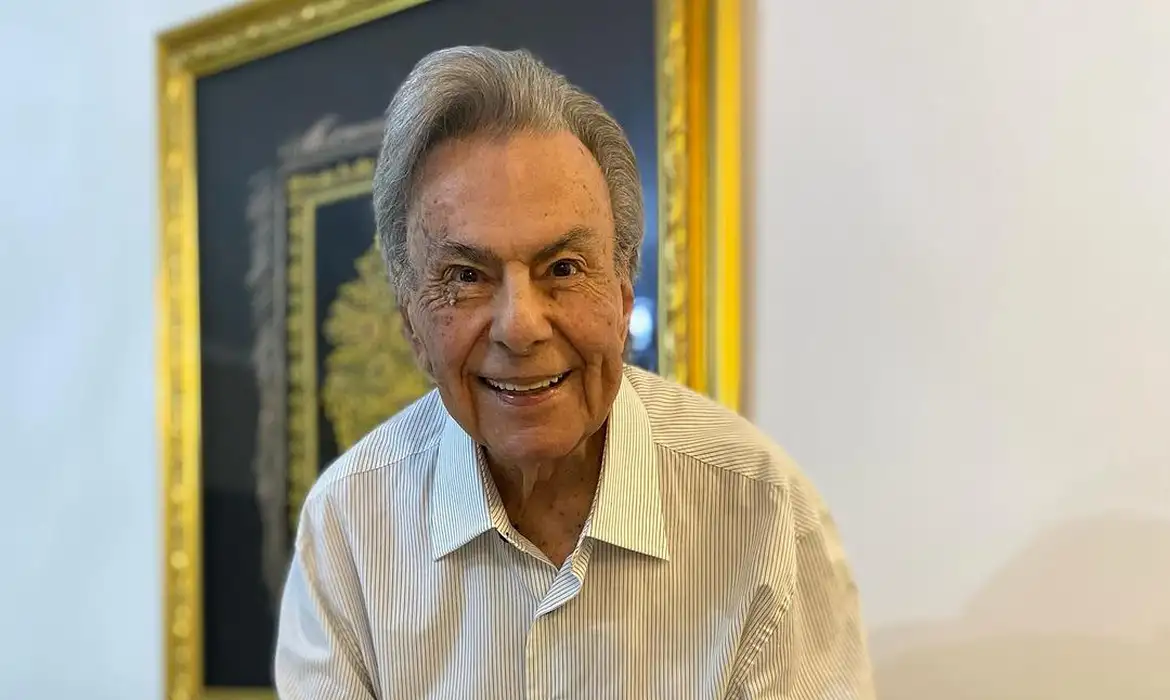 Você está visualizando atualmente Cantor Agnaldo Rayol morre em SP aos 86 anos