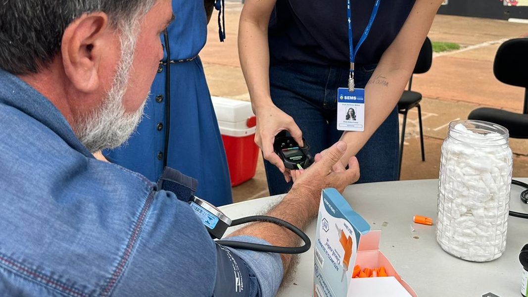 Você está visualizando atualmente Prefeitura realiza ações de saúde e prevenção ao diabetes nos bairros