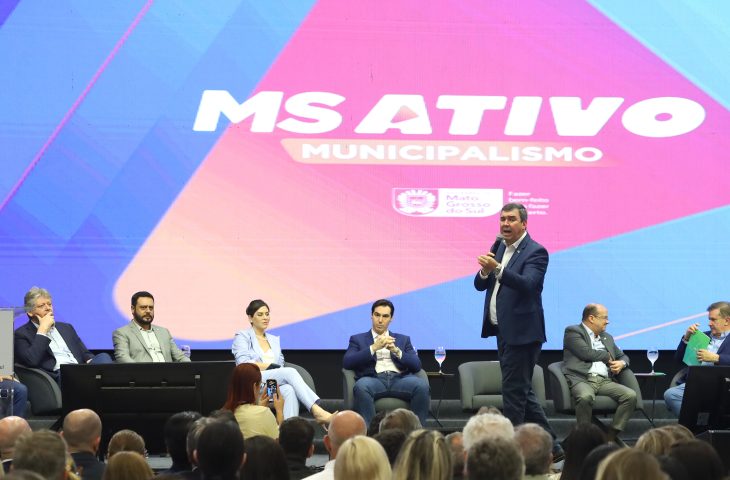 Você está visualizando atualmente Eduardo Riedel participou do 2º Congresso dos Municípios de MS