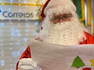 Leia mais sobre o artigo Papai Noel dos Correios: Carreata de Luz chega a Campo Grande