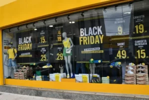 Leia mais sobre o artigo Saiba que tipo de publicidade mais atrais os consumidores na Black Friday