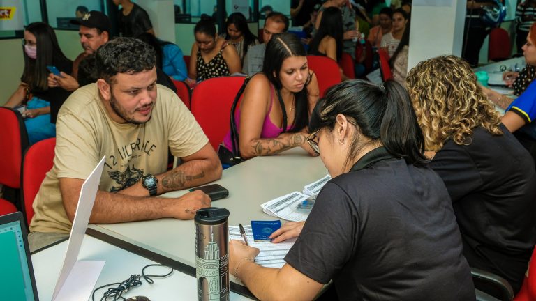 Você está visualizando atualmente Semana termina com 3,3 mil vagas de trabalho em Campo Grande