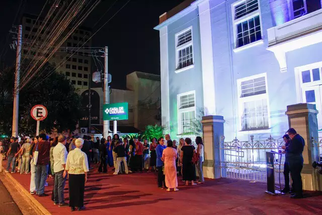 No momento, você está visualizando Campo Grande recebe lançamento de 25 livros hoje, 23