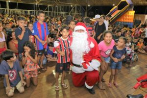 Leia mais sobre o artigo Caravana ‘Natal nos Bairros’ leva magia e celebração ao Noroeste