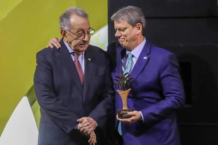 cna-entrega-premio-agro-brasil-2024