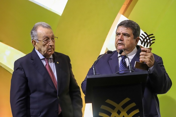 cna-entrega-premio-agro-brasil-2024