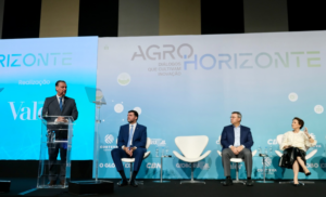 Leia mais sobre o artigo Fávaro destaca competitividade do agro no evento Agro Horizonte