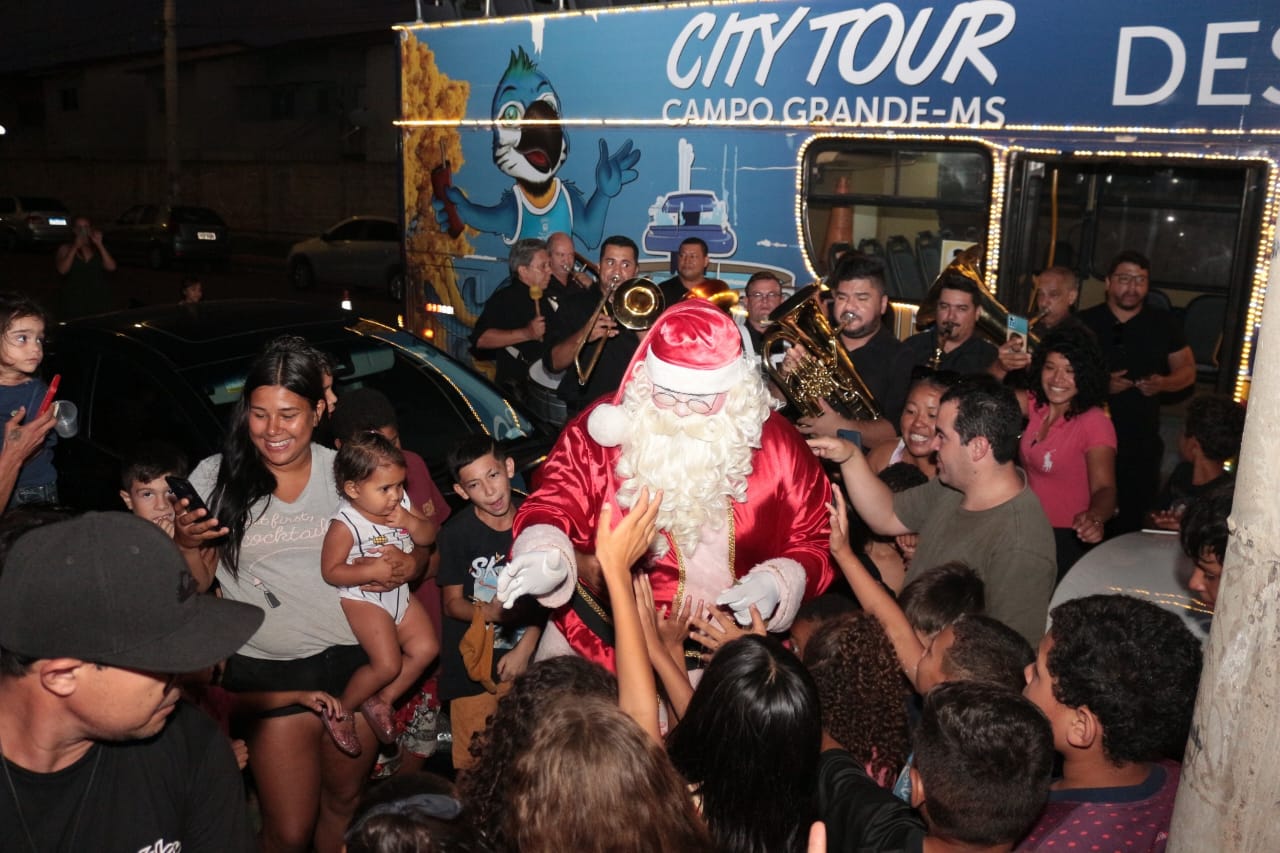 Você está visualizando atualmente Natal nos Bairros começa nesta quarta-feira (11) na região do Segredo, com magia e diversão no Tarsila do Amaral