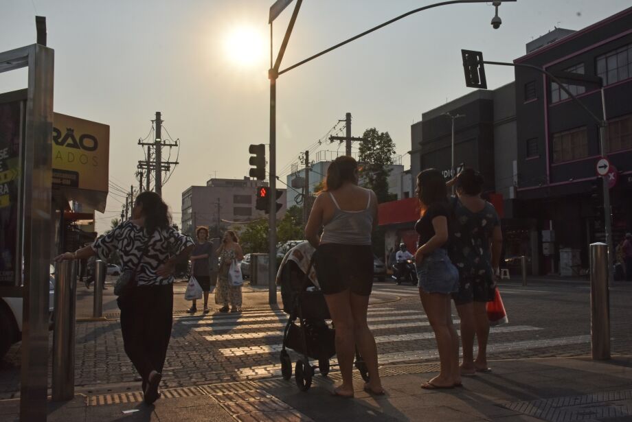 Você está visualizando atualmente Semana começa com calorão mas chuva promete dar as caras em MS