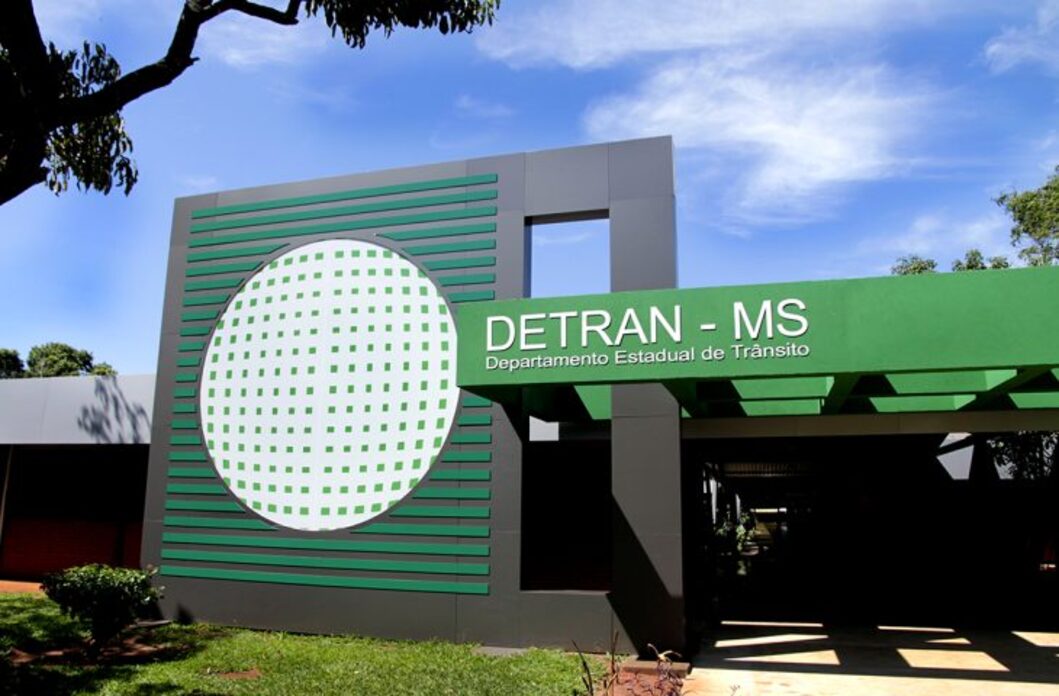 Você está visualizando atualmente Serviços digitais do Detran-MS ficam disponíveis 24 horas nos recessos de Natal e Ano Novo