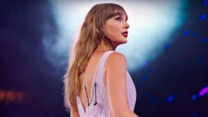 Leia mais sobre o artigo RECORD: Taylor Swift e o fenômeno global da The Eras Tour