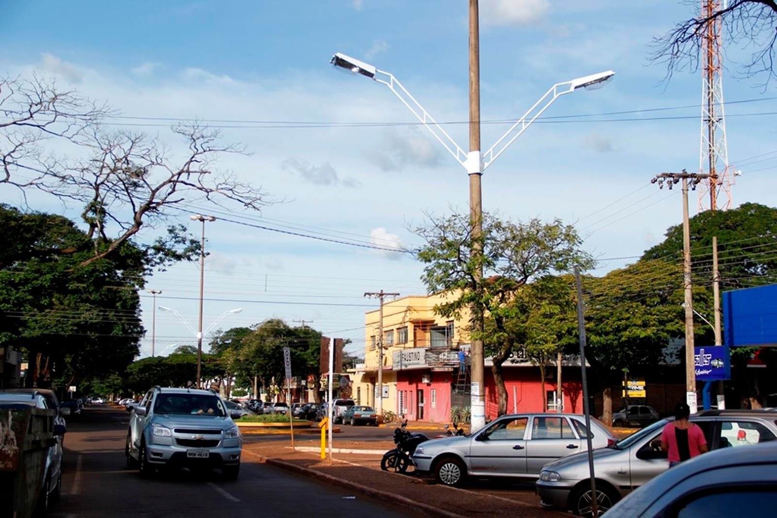 No momento, você está visualizando Contrato da iluminação pública é encerrado no último dia do ano e prejudica população de Dourados