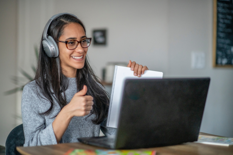 No momento, você está visualizando EMPREGO: 7 cursos gratuitos para começar a trabalhar com TI em 2025