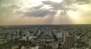 Leia mais sobre o artigo Fim de semana em Mato Grosso do Sul será marcado por temperaturas altas e chuva