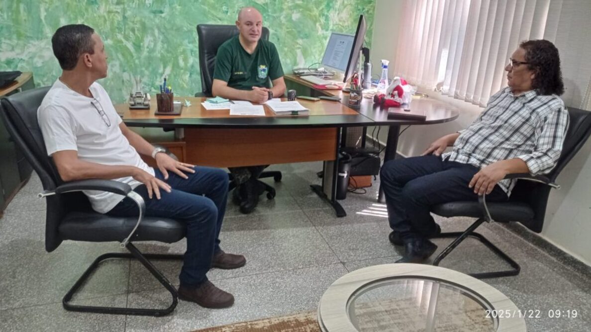 No momento, você está visualizando Gerência de Meio Ambiente e representante da Câmara discutem futuras parcerias com a PMA de Naviraí