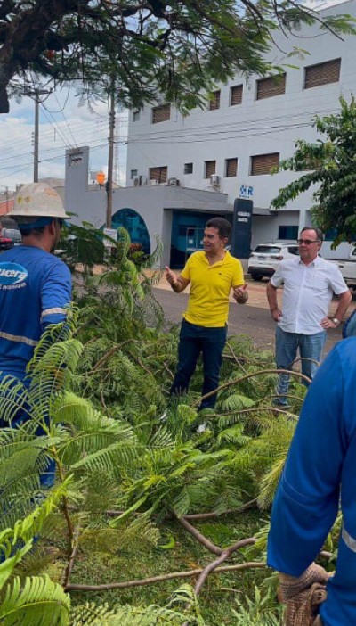 no-1o-dia-util-do-mandato-marcal-vistoria-trabalho-limpeza-nas-ruas