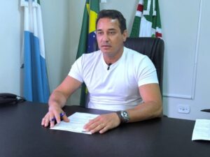 Leia mais sobre o artigo Rodrigo Sacuno decreta novo horário de funcionamento da Prefeitura de Naviraí