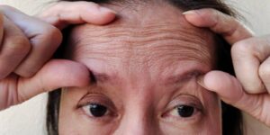 Leia mais sobre o artigo RUGAS: Aprenda misturinha com 5 ingredientes que traz pele de porcelana