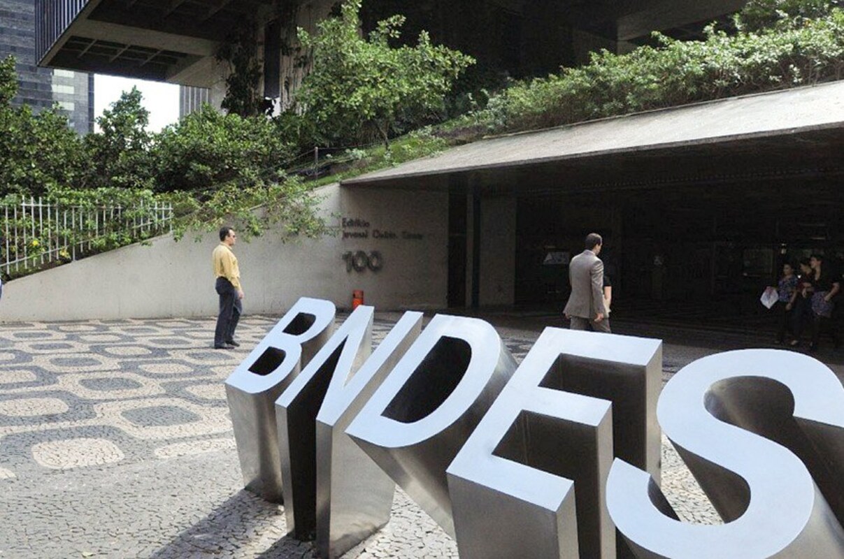 No momento, você está visualizando BNDES teve lucro líquido de mais de R$ 26 bilhões em 2024