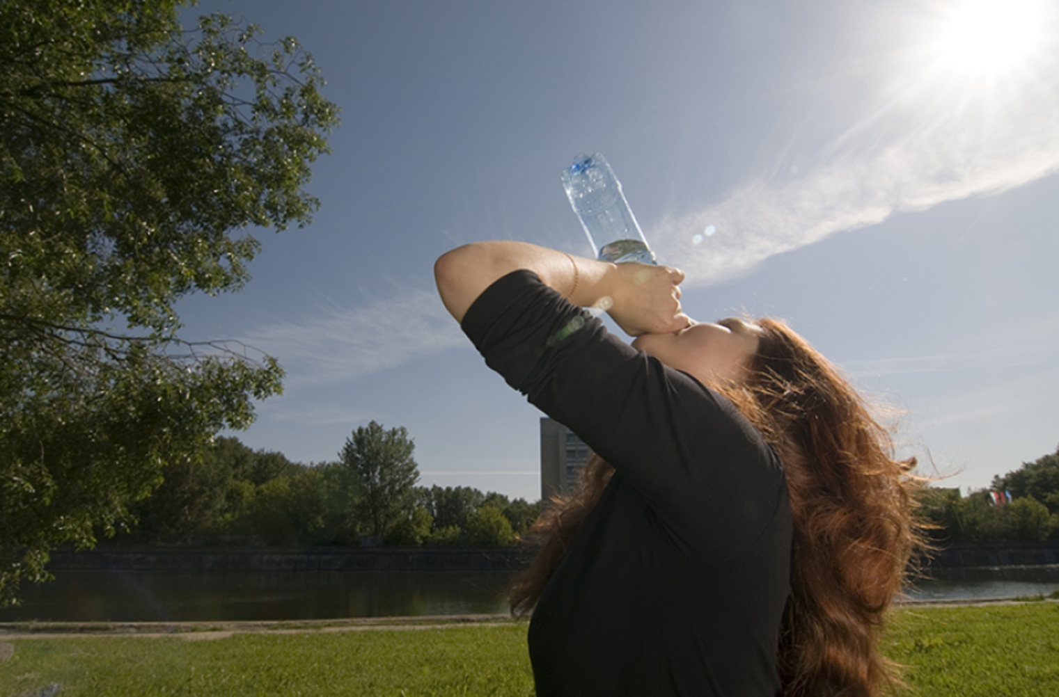 No momento, você está visualizando Calor intenso marca a segunda-feira em Mato Grosso do Sul, com máximas de até 38°C