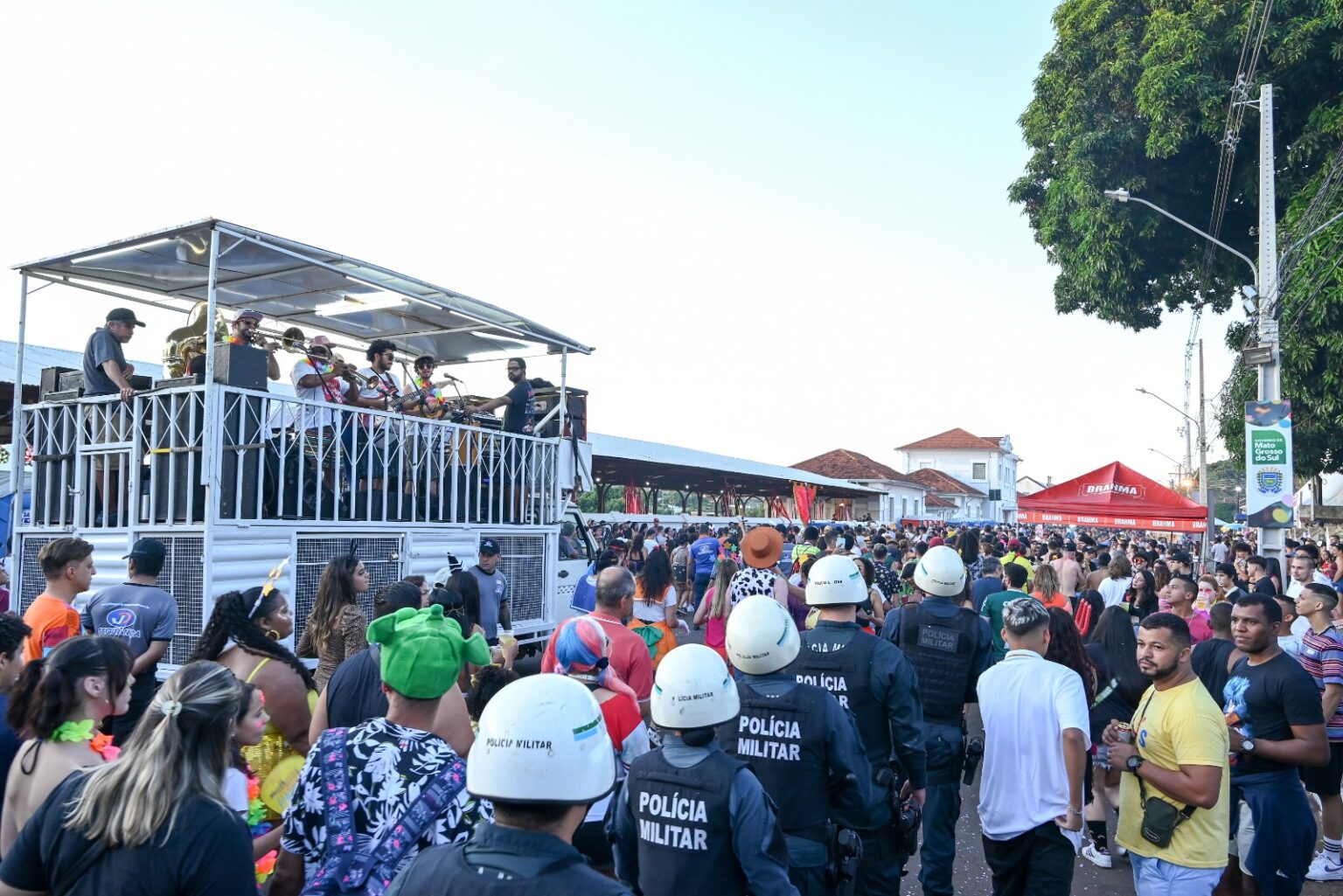 No momento, você está visualizando Carnaval de rua terá início dia 15 de fevereiro em Campo Grande e último bloco se apresenta em 9 de março