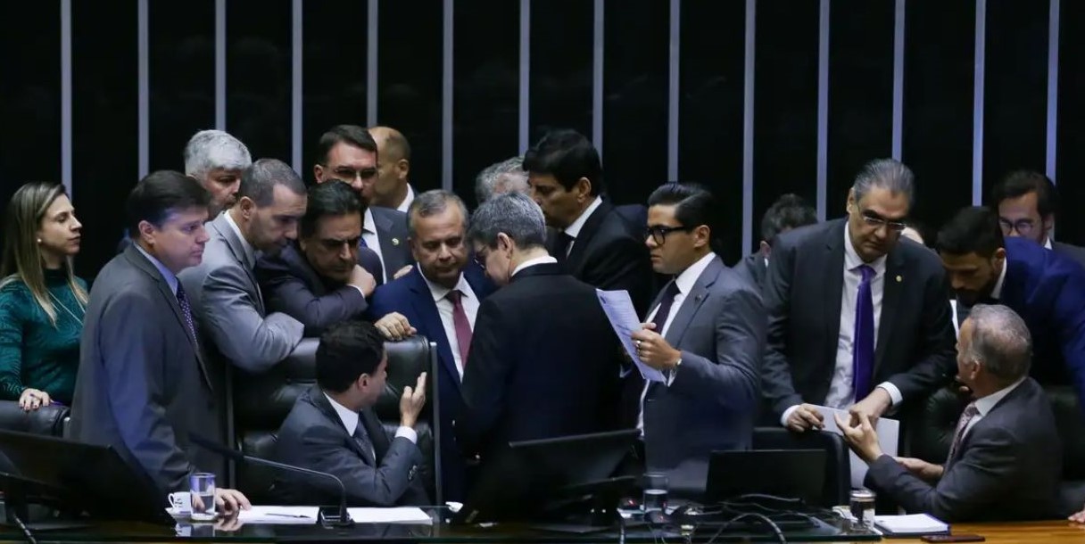 No momento, você está visualizando Por unanimidade, STF homologa liberação das emendas parlamentares