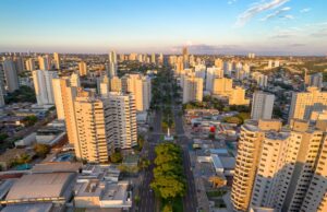 Leia mais sobre o artigo Comércio da Capital fecha na Sexta-feira Santa, mas pode abrir no feriado de Tiradentes, com restrições