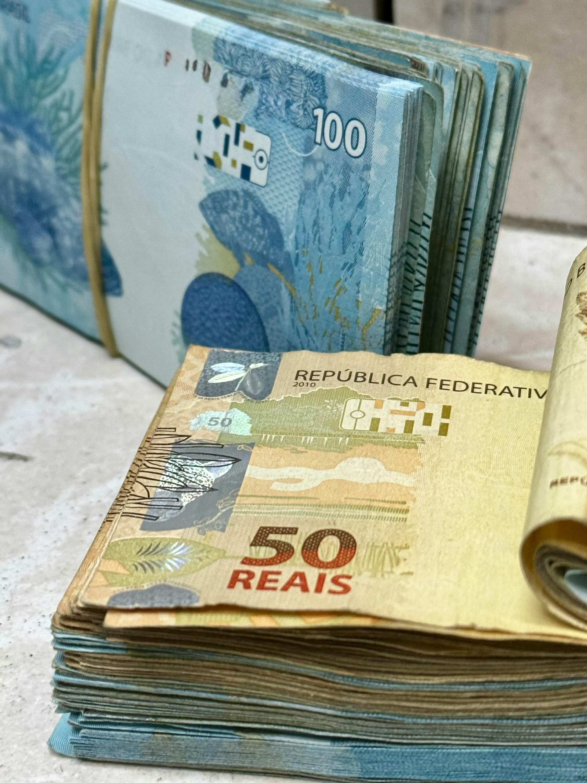 No momento, você está visualizando Contas do governo têm superávit de R$ 1,1 bilhão em março, melhor resultado para o mês em 4 anos