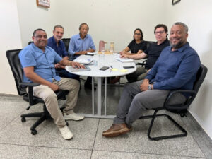 Leia mais sobre o artigo Educadores debatem Plano Municipal de Educação na Câmara de Dourados